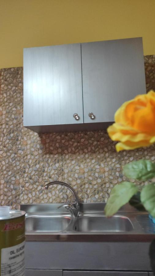 チェファルLa Casa Di Mimi'アパートメント エクステリア 写真